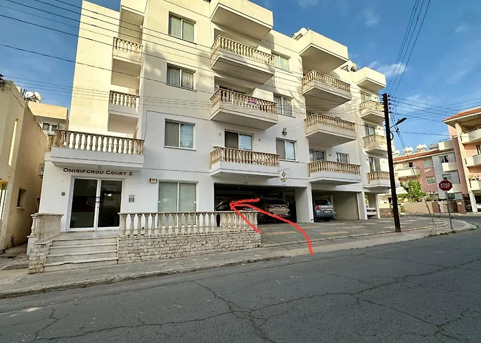 Apartament 1 Bedroom Flat In Centre Paphos